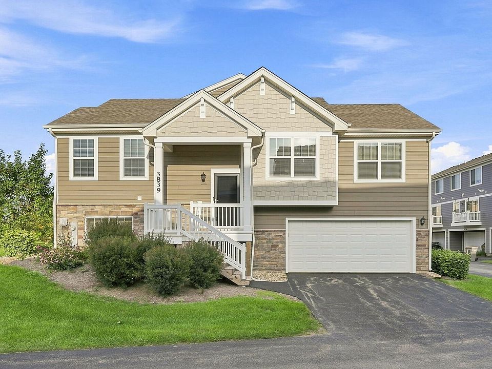 1st image of 3839 Honeysuckle Ln