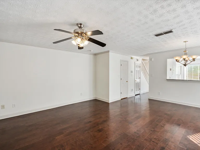 401 Defoors Lndg NW — Photo 12
