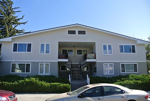1st image of 560 N Water Ave APT 1