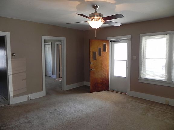 4th image of 1120 W Central Ave S
