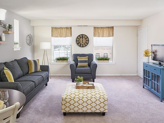 3rd image of 1600 Brookwood Dr #655