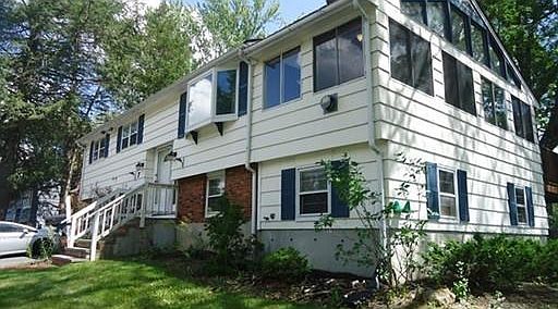 2nd image of 7 Cetrina Dr