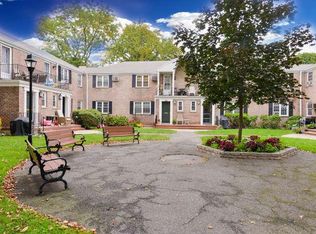 61-31B 224th St #580, Oakland Gardens, NY 11364
