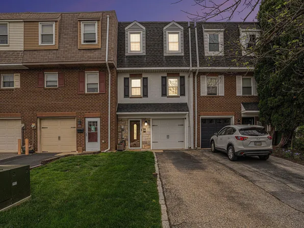 169 Sutcliffe Ln, Conshohocken, PA 19428