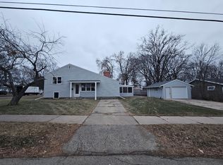 110 17th St NE, Rochester, MN 55906