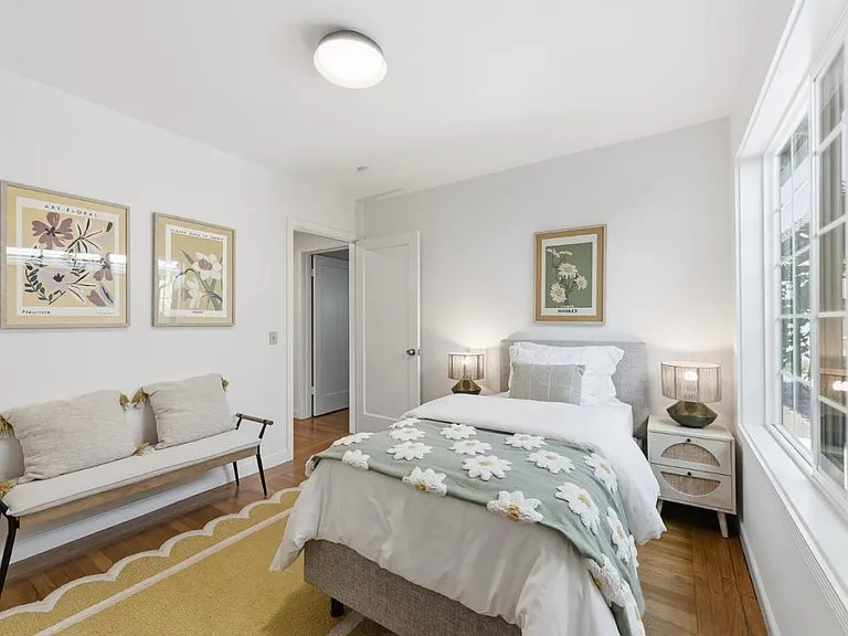 410 Wilton Ave — Photo 11
