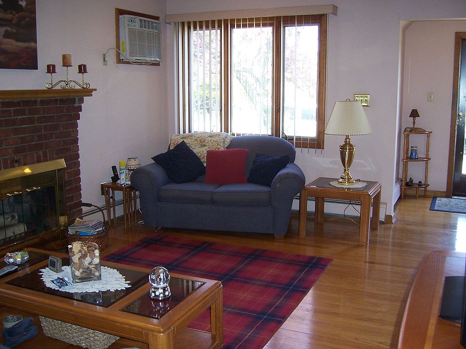 50 Davison Plz, East Rockaway, NY 11518 Zillow