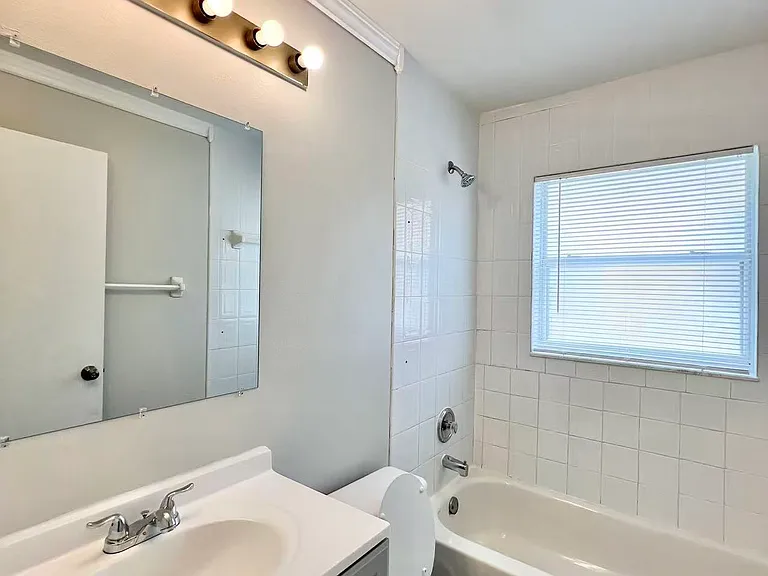 1275 Adirondack Ct — Photo 13