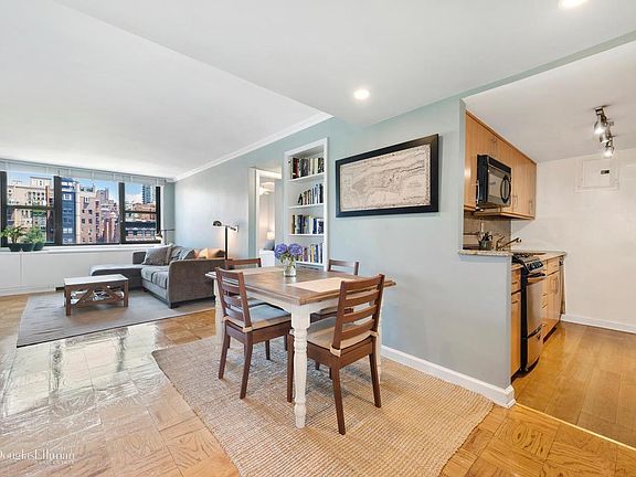 3rd image of 130 E 18th St APT 11C