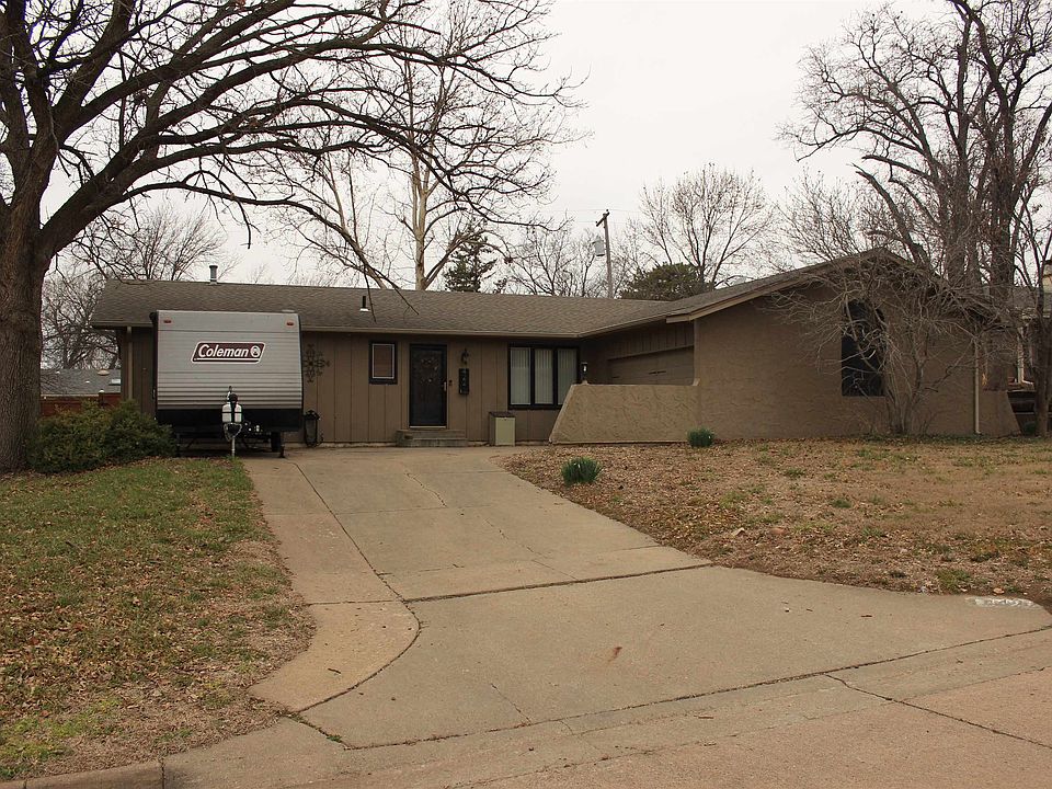 1st image of 422 Beechwood Rd