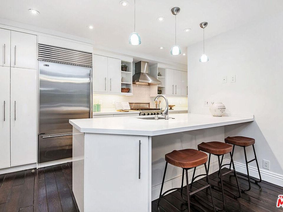 1st image of 4625 Park Mirasol