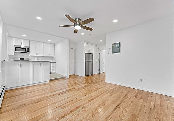 4th image of 715 5th Ave #1