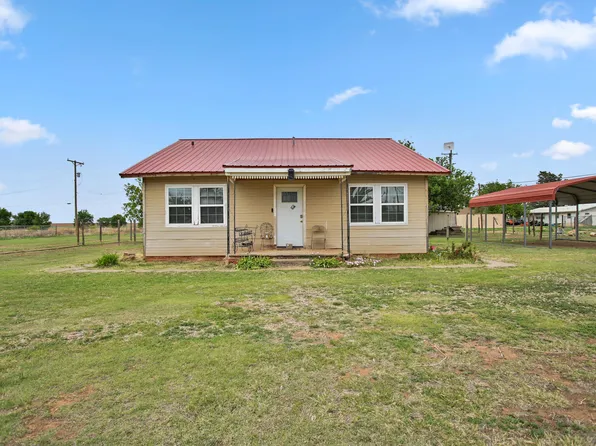 618 W 1st St, Crosbyton, TX 79322