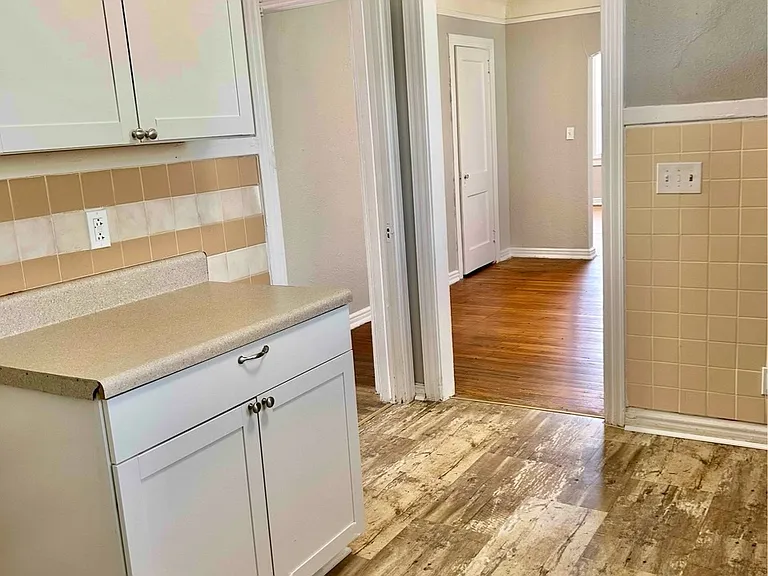 1215 Willow Branch Ave — Photo 17