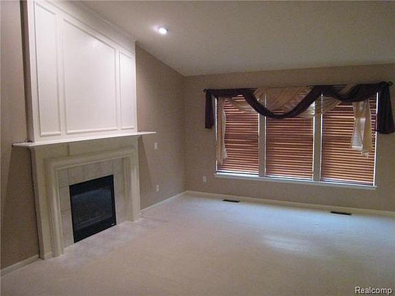 3rd image of 56041 Skyline Dr