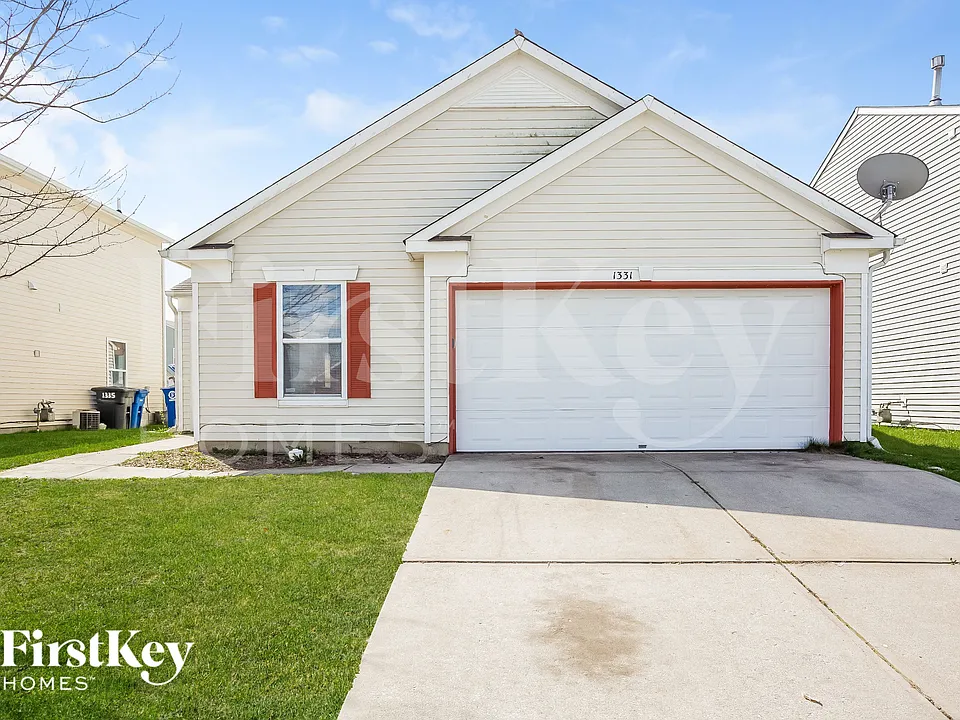 1331 Ellington Dr