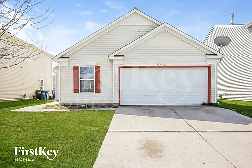 1331 Ellington Dr Photo 1