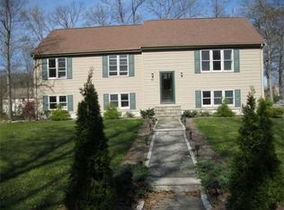81 D St, Stoughton, MA 02072