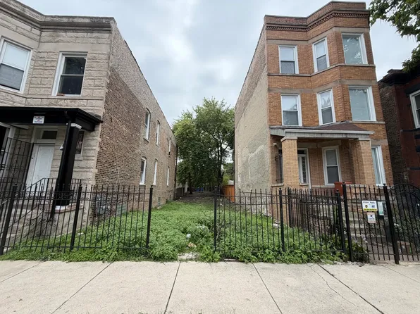 3031 W Lexington St, Chicago, IL 60612