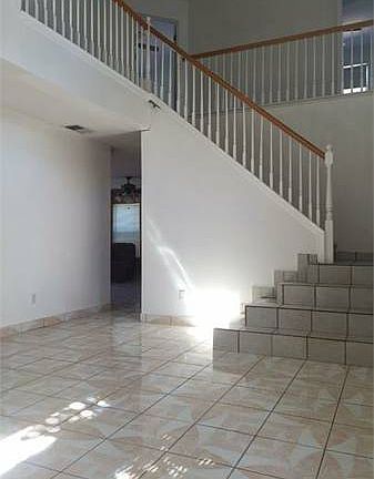4th image of 3400 Mardi Gras Ct
