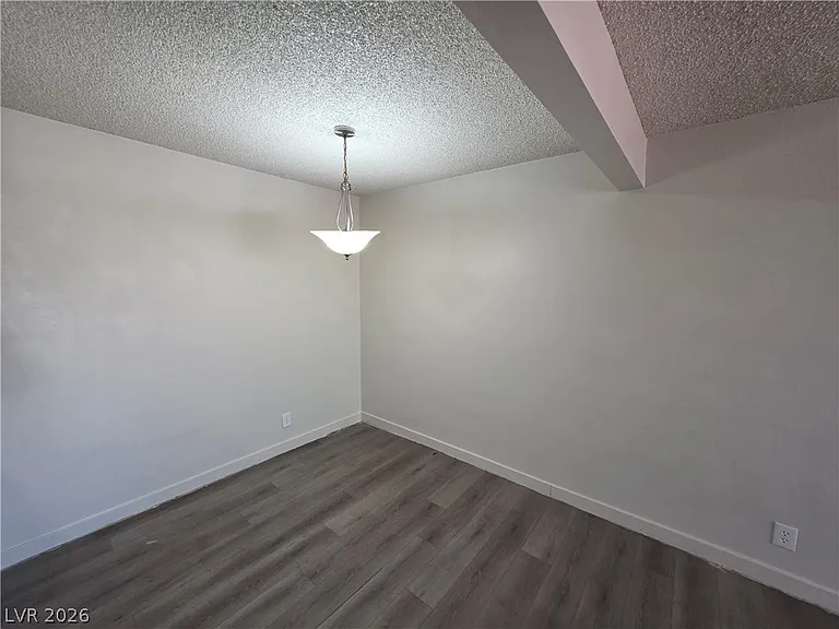 615 S Royal Crest Cir #10 — Photo 26