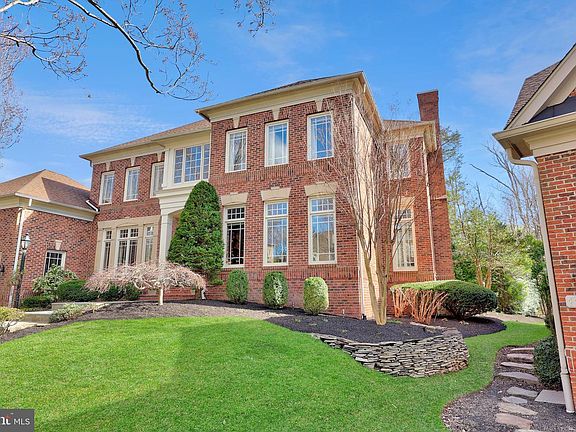 5th image of 11103 Chessington Pl