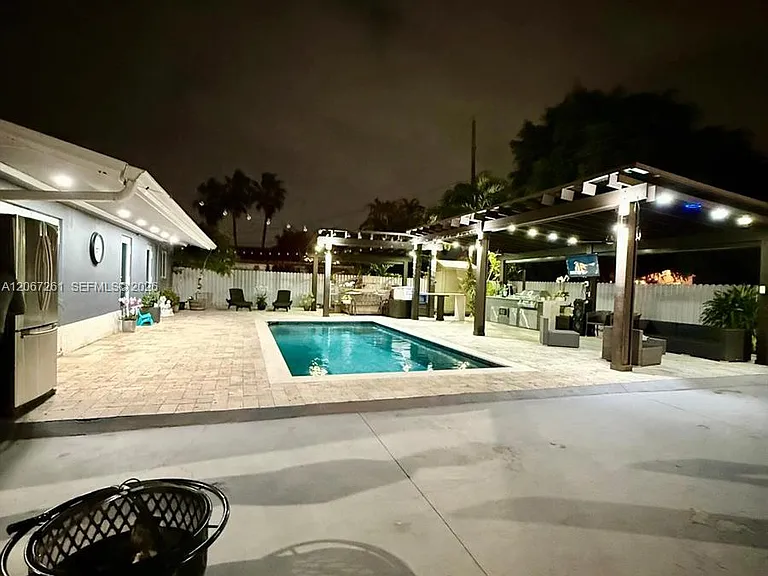 6202 SW 107th Ave — Photo 24