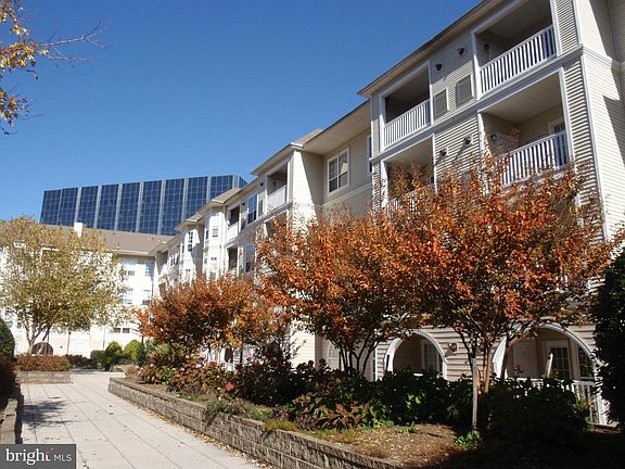 4th image of 4551 Strutfield Ln APT 4418