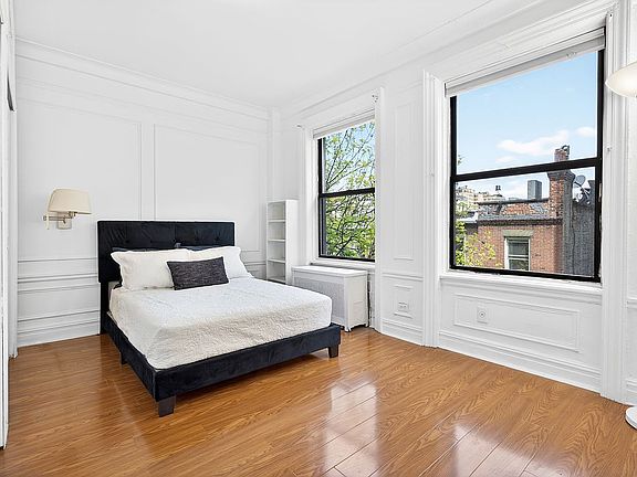 3rd image of 41 W 82nd St APT 6C