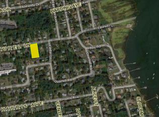 15 Laurel Ln, Warren, RI 02885