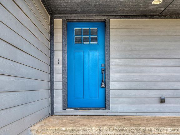 5th image of 8424 SW 35th St