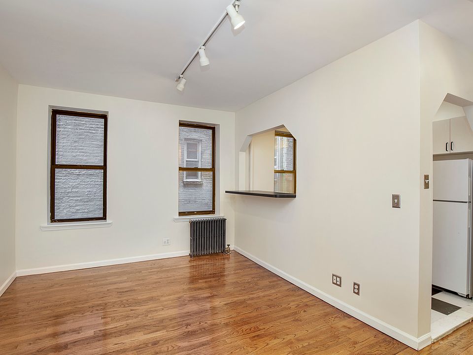 1st image of 337 W 21st St APT 1E