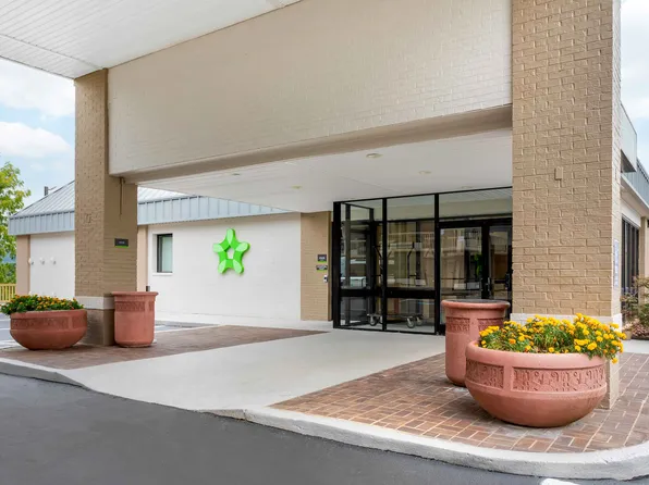 Bristol, 134 Salem Dr, Bristol, VA 24201