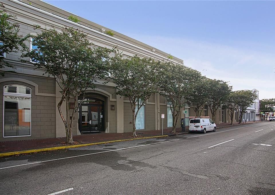 1st image of 840 Tchoupitoulas St APT 209