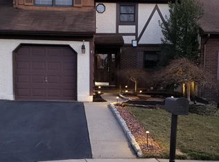 9 Ashford Ct, Sayreville, NJ 08872