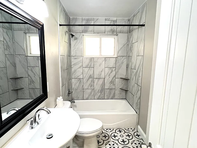 2809 N Turnbull Dr — Photo 7