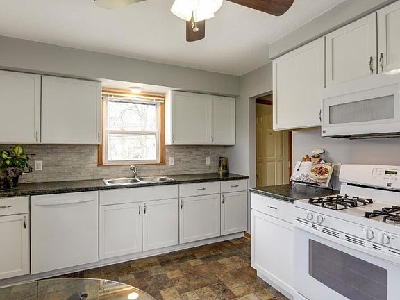 3rd image of 5833 Ensign Ave N