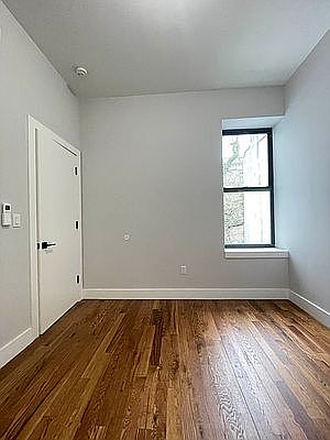1st image of 321 Putnam Ave #2F