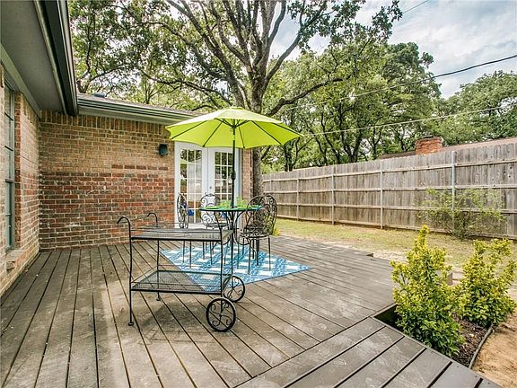 3rd image of 3504 Raynorwood Ct