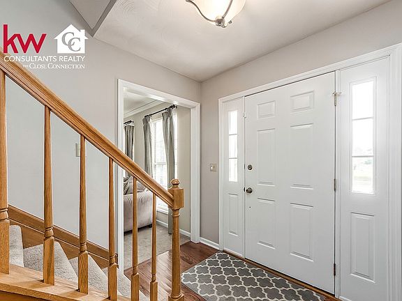 3rd image of 6973 Raymond Dr