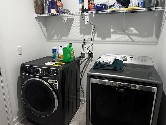 5th image of 3009 Deptford St
