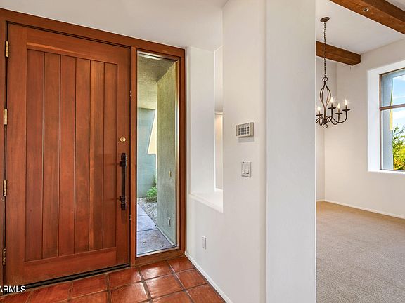 3rd image of 10095 E GRAYTHORN Drive
