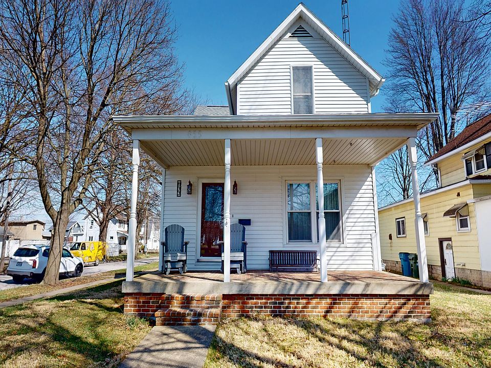 1st image of 833 Franklin Ave