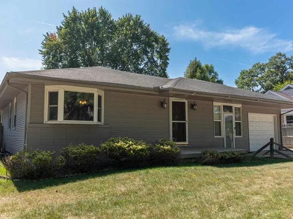 2016 Center Ave, Bay City, MI 48708