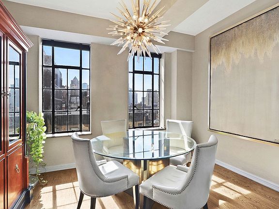 5th image of 333 W 56th St APT 10H