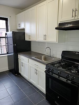 2nd image of 2730 Bronx Park E #P52
