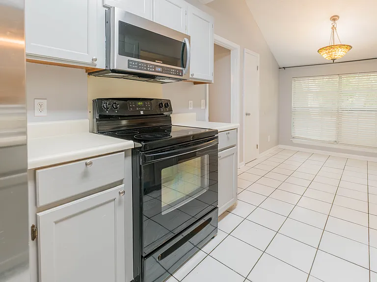 655 Osprey Dr — Photo 10