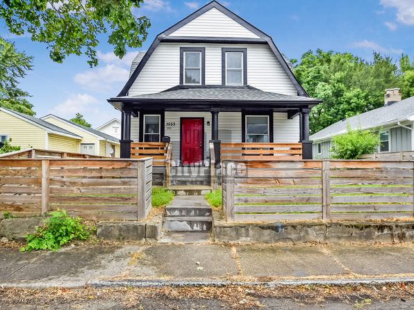 3553 N Kenwood Ave