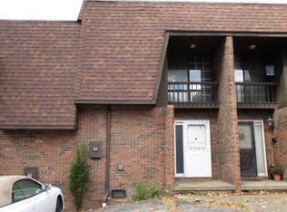 98 Edgwood St, Wheeling, WV 26003