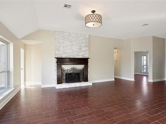 3rd image of 14 Sandpiper Dr